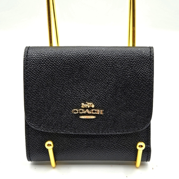 COACH Compact Wallet Black Pebbled Leather Gold Hardware - Picture 1 of 11